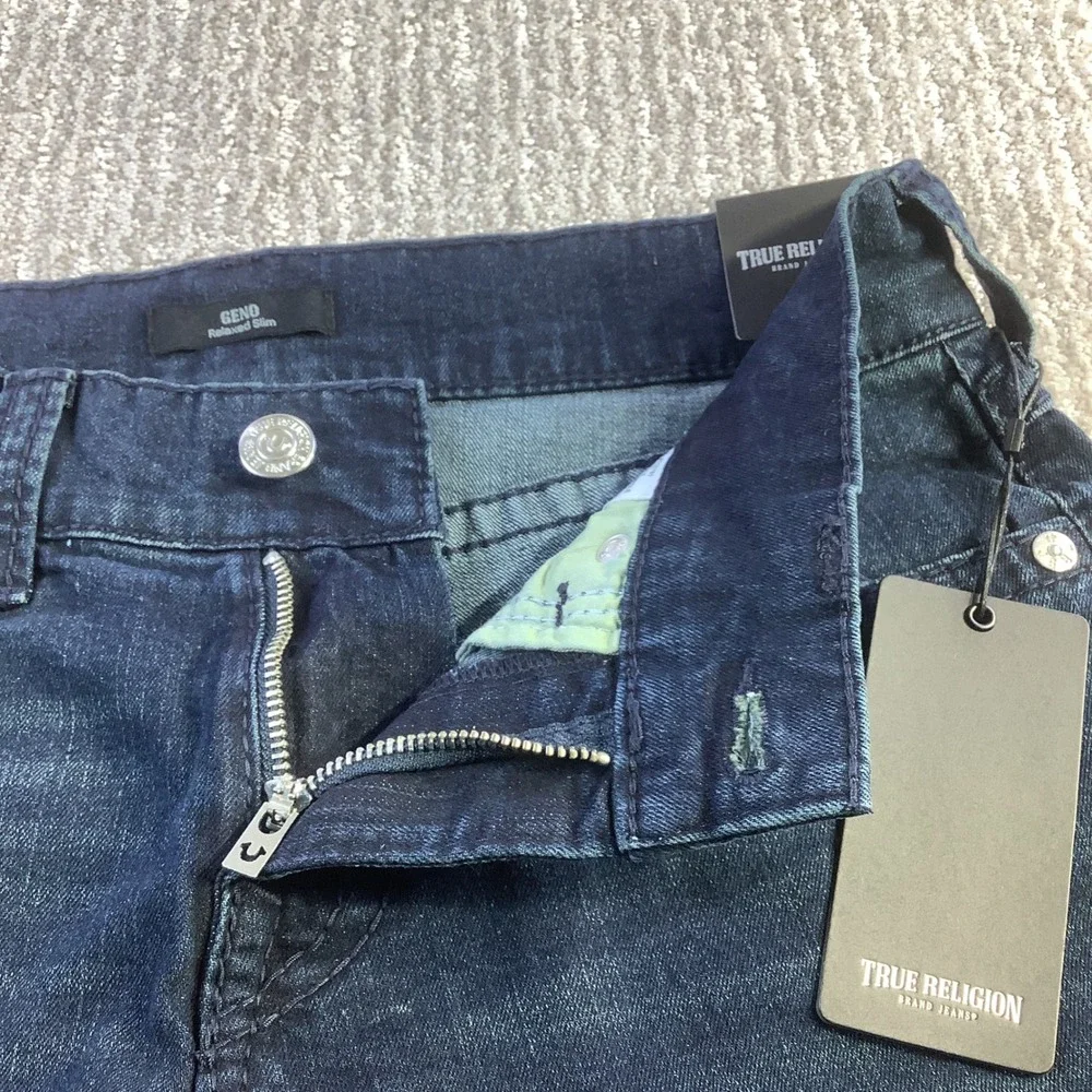 True Religion Geno Flap Big T Relaxed‎ Slim Jeans Mens 30 x 32 (Actual 30 x 31)